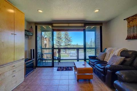 $270,000 | 11591 Snowpeak Way, Unit 202, Truckee, CA 96161