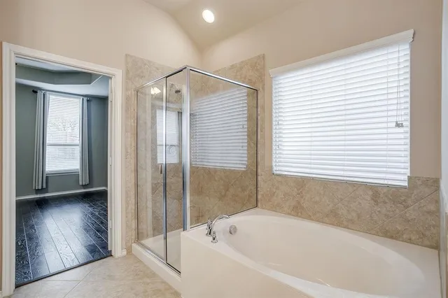 $2,450 | 45 Auburn Drive, Edgecliff Village, TX 76134