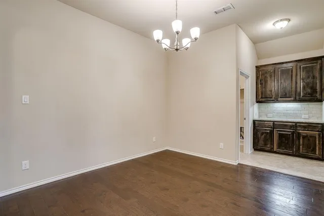 $2,450 | 45 Auburn Drive, Edgecliff Village, TX 76134