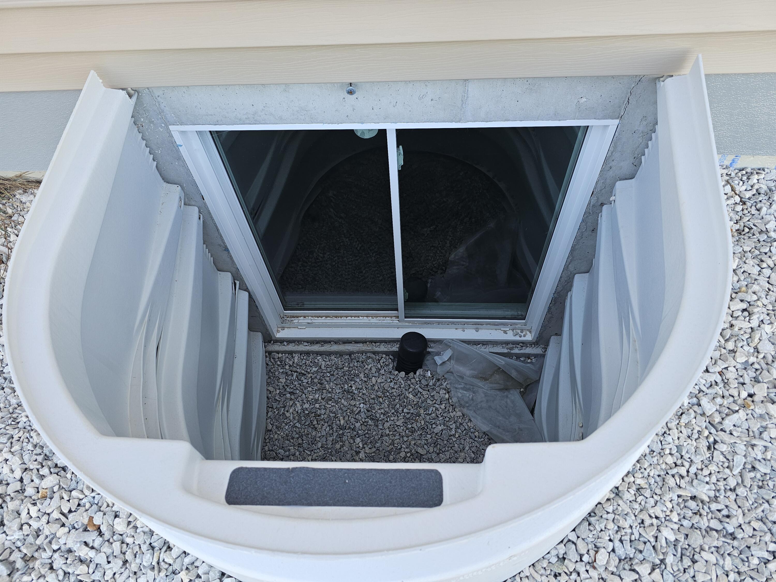 4403 Tannery Road Two Rivers, WI 54241 - Photo 17 of 27 Egress window