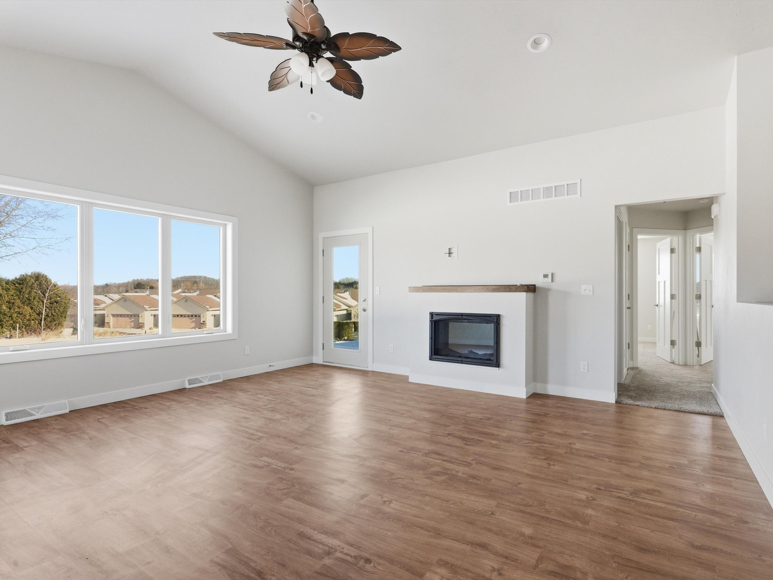 4403 Tannery Road Two Rivers, WI 54241 - Photo 3 of 27 Vault ceiling in Living room