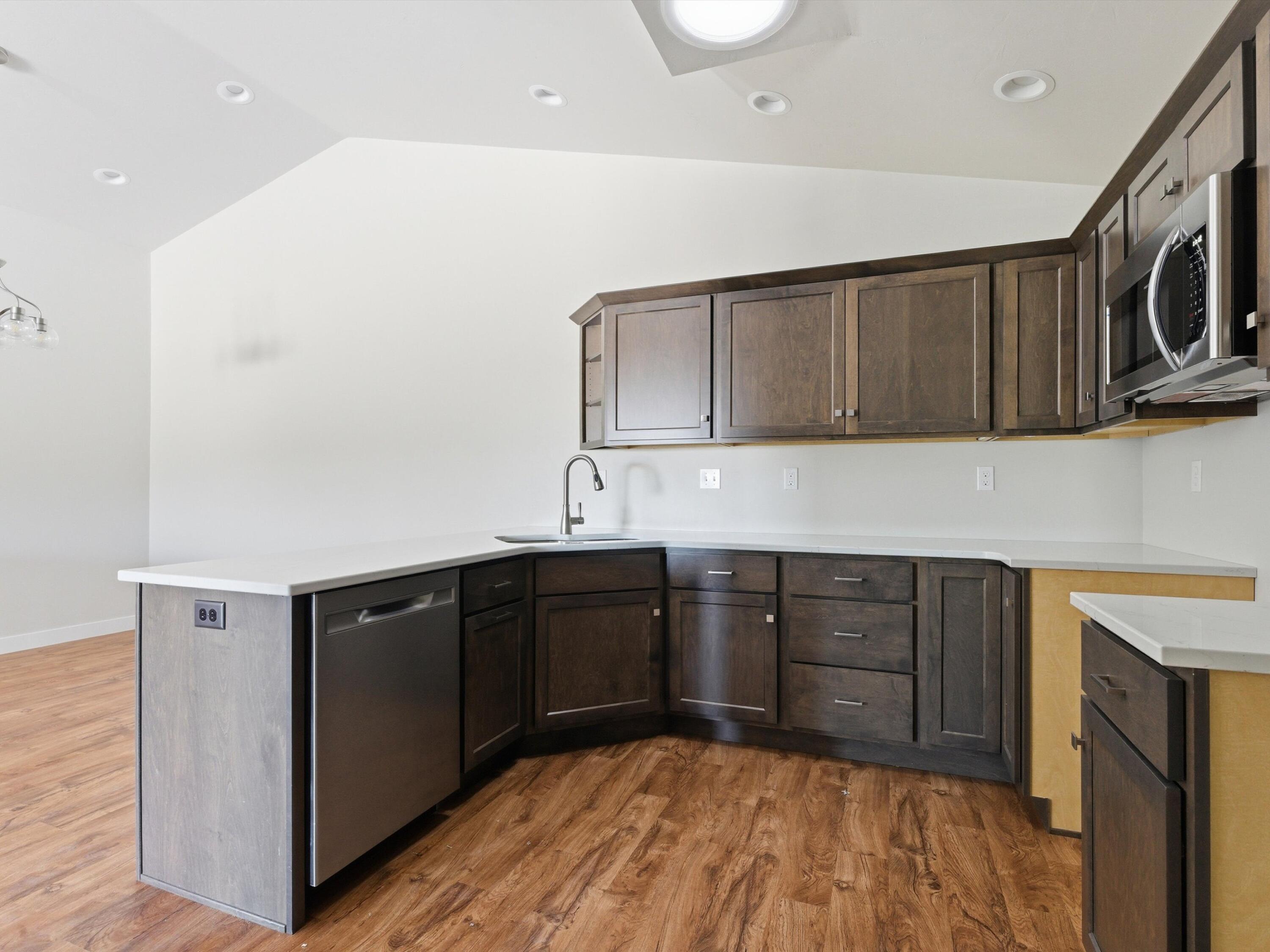 4403 Tannery Road Two Rivers, WI 54241 - Photo 8 of 27 Kitchen