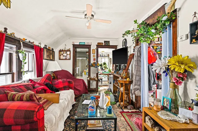 $154,900 | 2826 West 3rd Street, Duluth, MN 55806