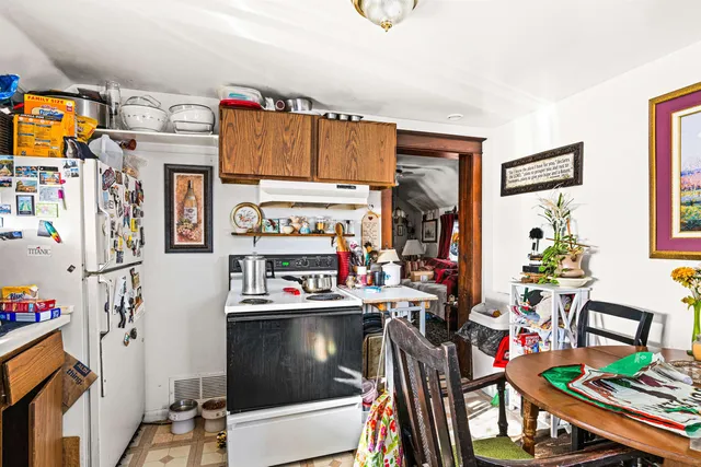 $154,900 | 2826 West 3rd Street, Duluth, MN 55806