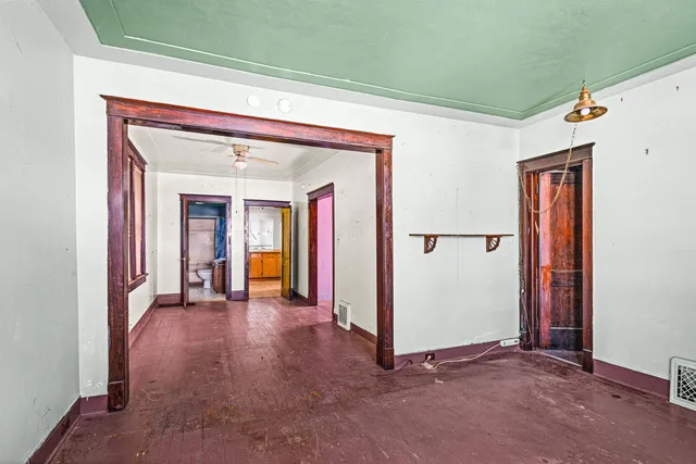 $154,900 | 2826 West 3rd Street, Duluth, MN 55806