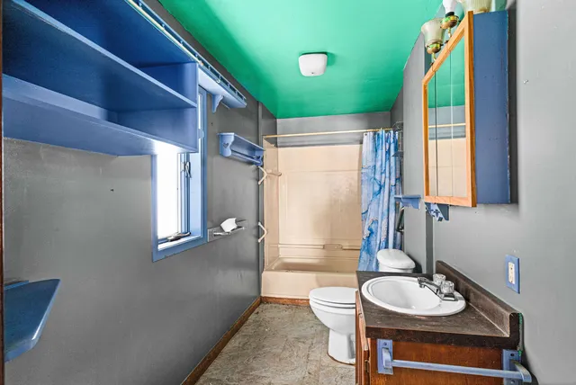 $154,900 | 2826 West 3rd Street, Duluth, MN 55806