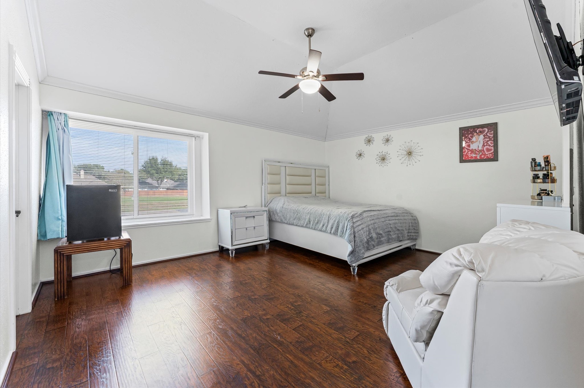16506 Crossfield Drive Houston, TX 77095 - Photo 10 of 20 a living room with furniture and two window