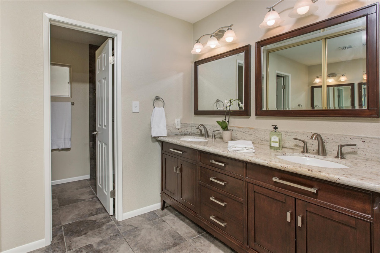 12870 Stone Canyon Road Poway, CA 92064 - Photo 17 of 25