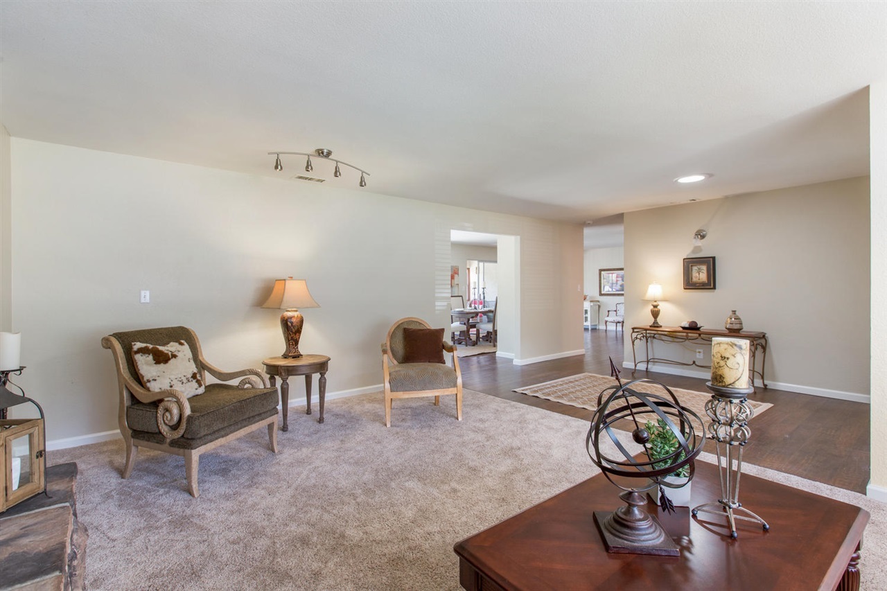 12870 Stone Canyon Road Poway, CA 92064 - Photo 5 of 25