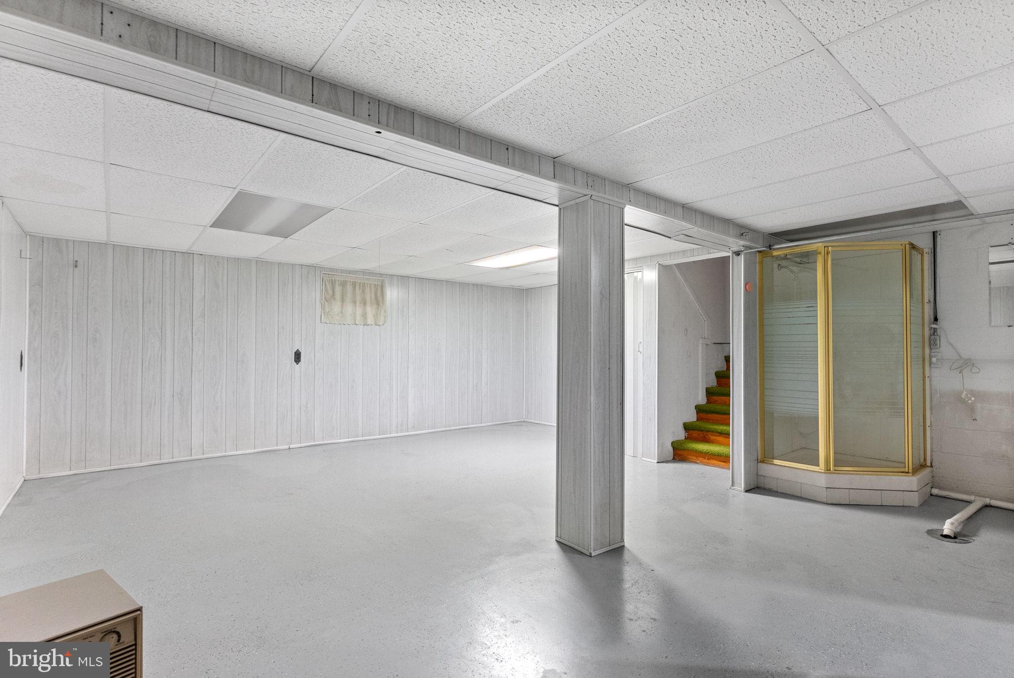 180 Delp Road Lancaster, PA 17601 - Photo 21 of 40 a view of an empty room