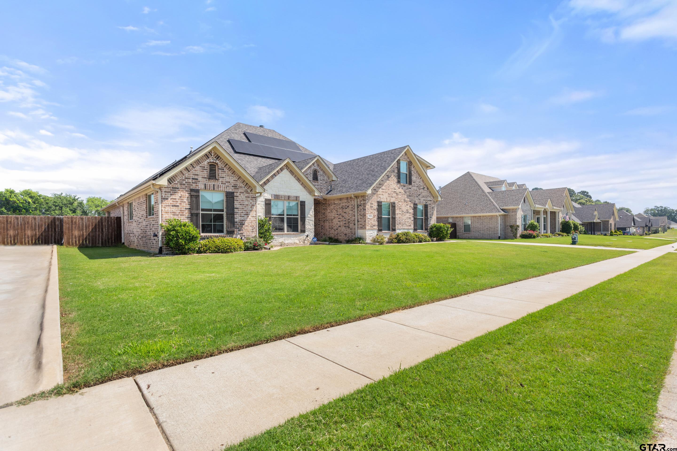 105 Nathan Road Chandler, TX 75758 - Photo 35 of 36 a front view of house with yard and green space
