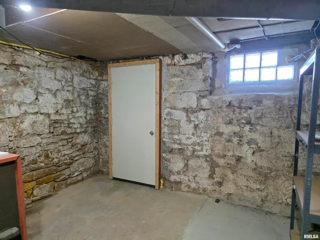 $139,900 | 13600 Kennedy Road, Fulton, IL 61252