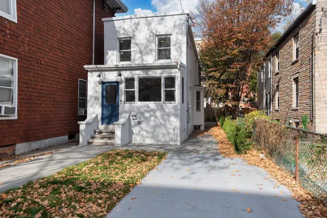 $1,974,999 | 274 7th Street, Jersey City, NJ 07302