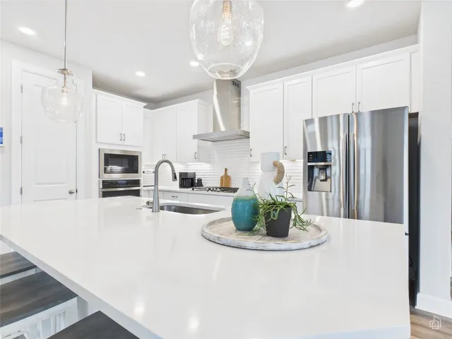 $665,000 | 378 Moonlit Stream Pass, Dripping Springs, TX 78620