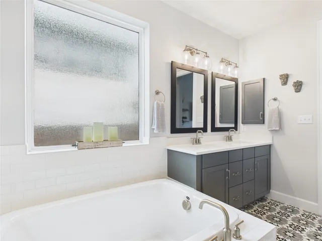 $665,000 | 378 Moonlit Stream Pass, Dripping Springs, TX 78620