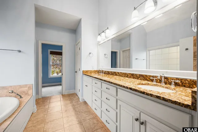 $895,000 | 2036 Creek Road, Kitty Hawk, NC 27949