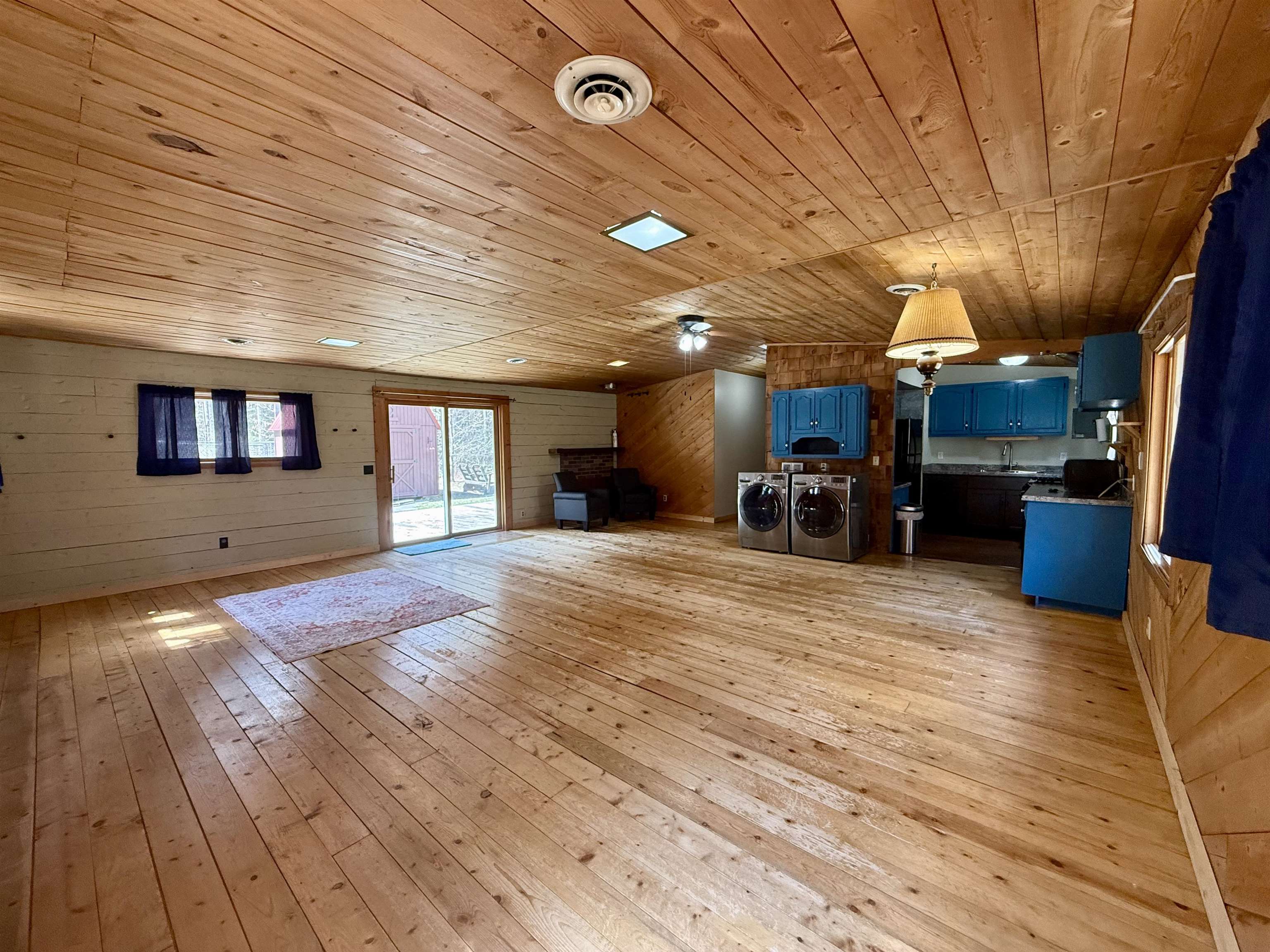 E2552 Porter Road Lone Rock, WI 53556 - Photo 12 of 26