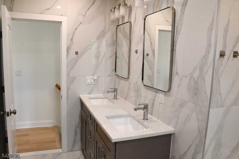 5 Lewis Street Wayne, NJ 07470 - Photo 5 of 12
