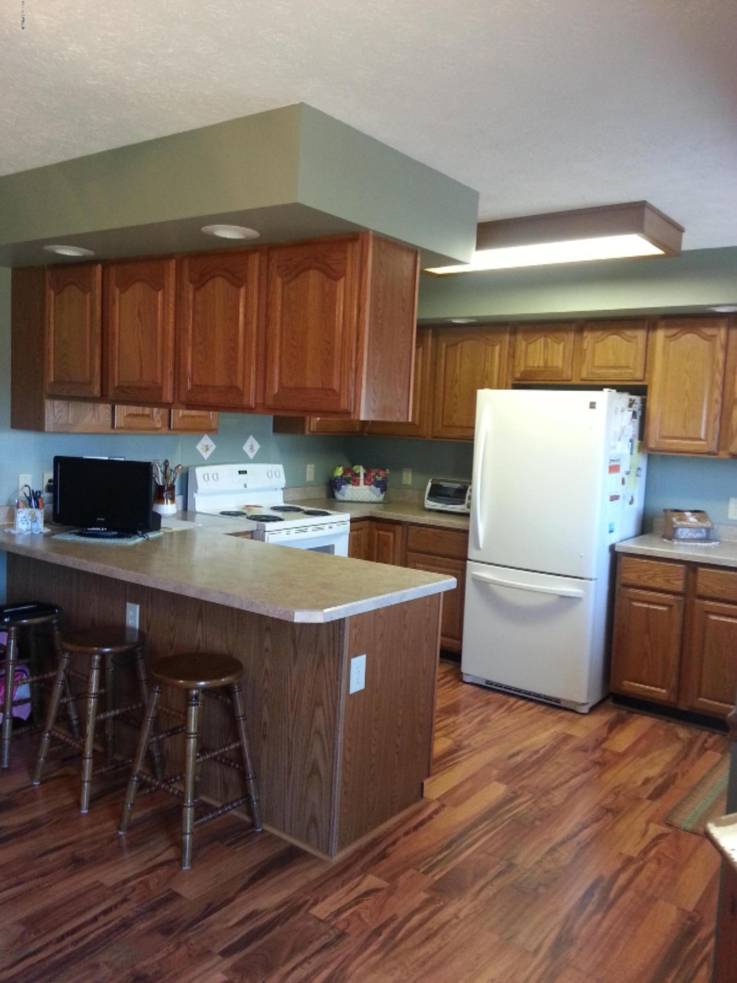 2533 Genesee Road Jonesville, MI 49250 - Photo 12 of 23 smith13.jpg