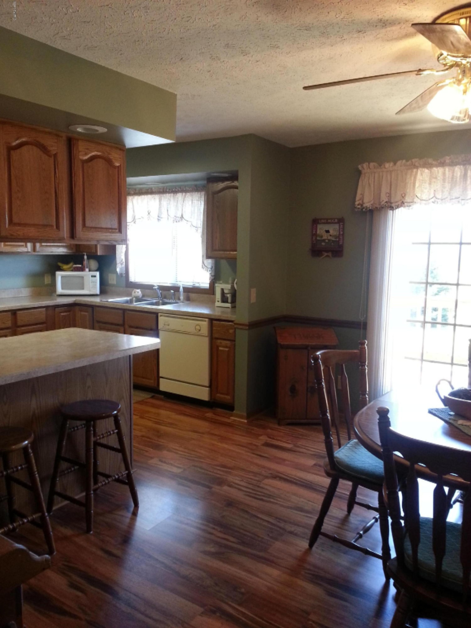 2533 Genesee Road Jonesville, MI 49250 - Photo 10 of 23 smith11.jpg