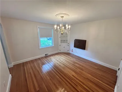 $3,000 | 81 Ballston Avenue, Pawtucket, RI 02861