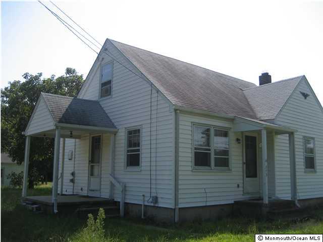 273 Drum Point Road Brick, NJ 08723 - Photo 1 of 3 Primary Photo