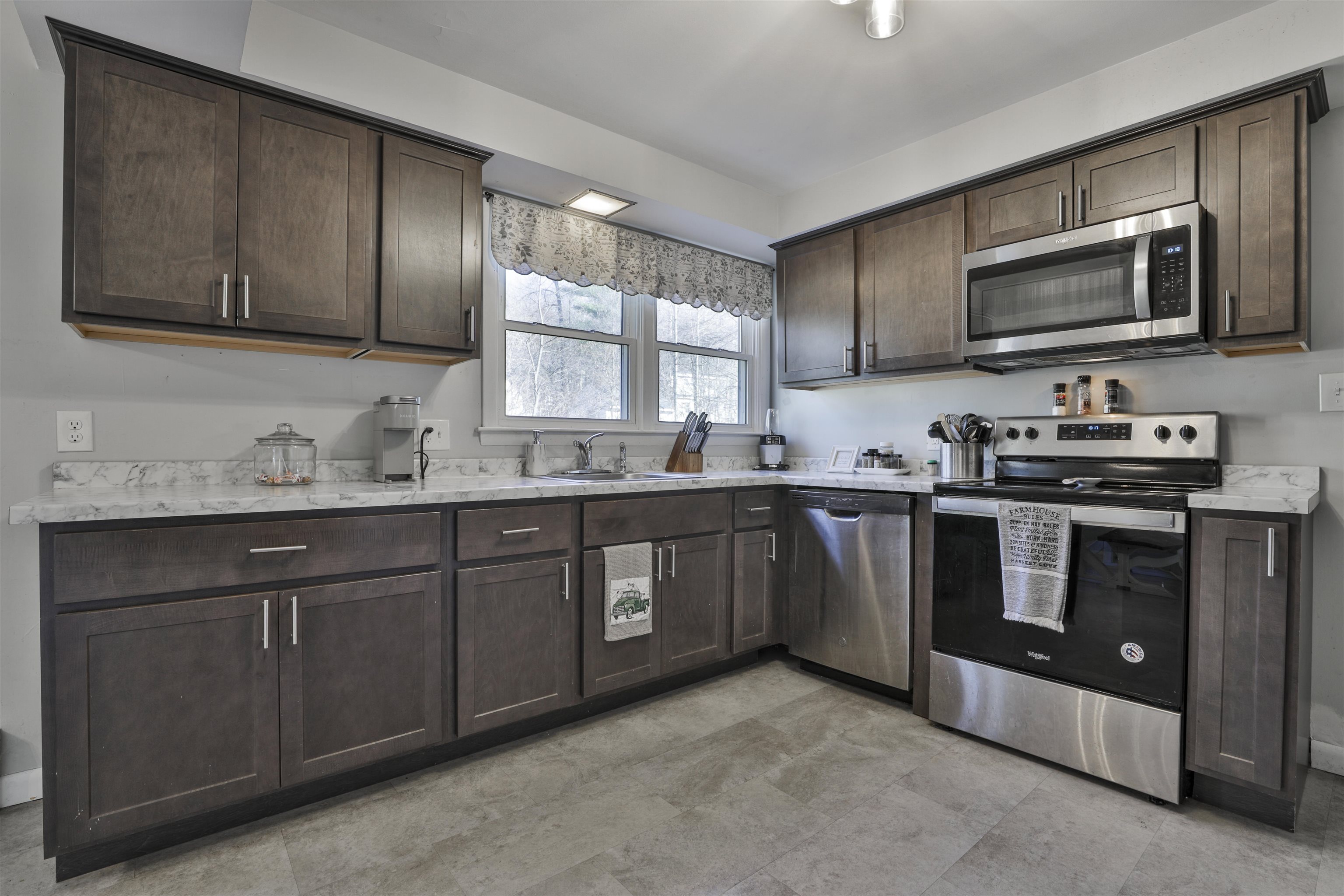 18 First Avenue Goffstown, NH 03045 - Photo 19 of 19 Gallery Image 19