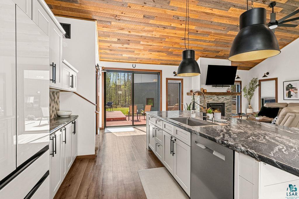 5196 Eagle Lake Road Duluth, MN 55803 - Photo 13 of 51
