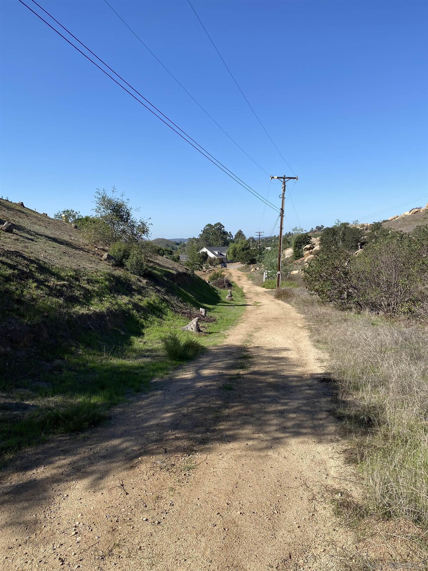 0 Eastvale Road Poway, CA 92064 - Photo 2 of 12 a view of a yard