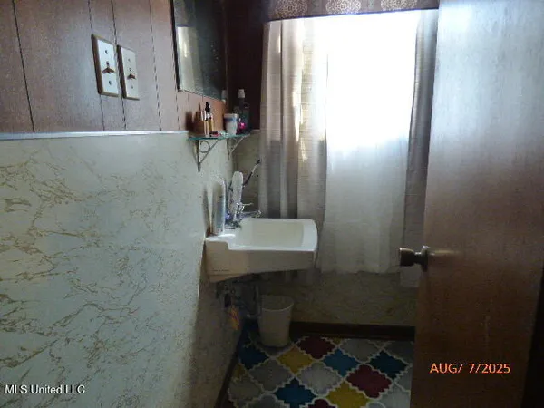 $90,000 | 802 Morgan Avenue, Natchez, MS 39120