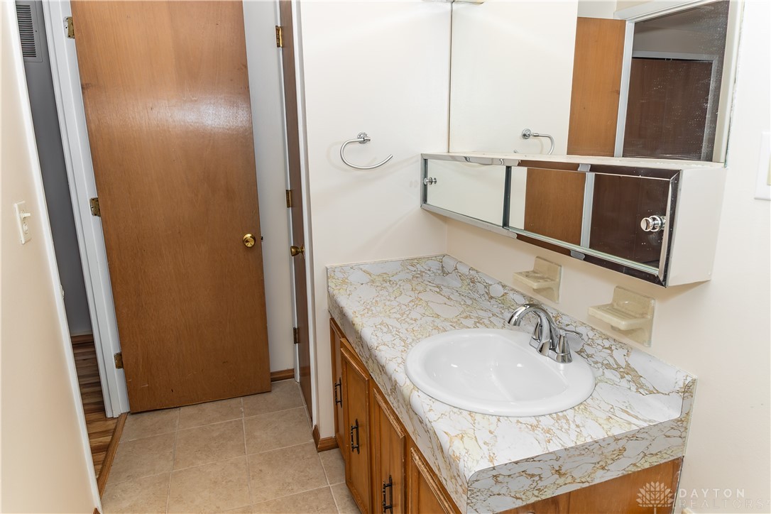 4536 Powell Road Dayton, OH 45424 - Photo 19 of 40 Gallery Image 19