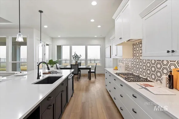 $979,900 | 9953 South Peregrine Falcon Avenue, Nampa, ID 83686