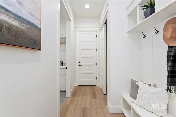 $979,900 | 9953 South Peregrine Falcon Avenue, Nampa, ID 83686