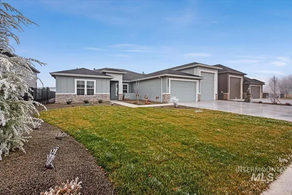 $979,900 | 9953 South Peregrine Falcon Avenue, Nampa, ID 83686