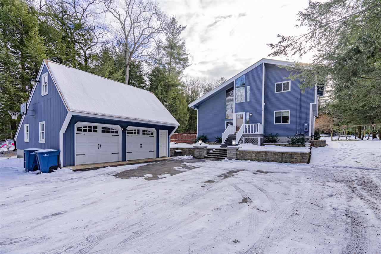 33 Walnut Hill Road Derry, NH 03038 - Photo 1 of 40 Gallery Image 1