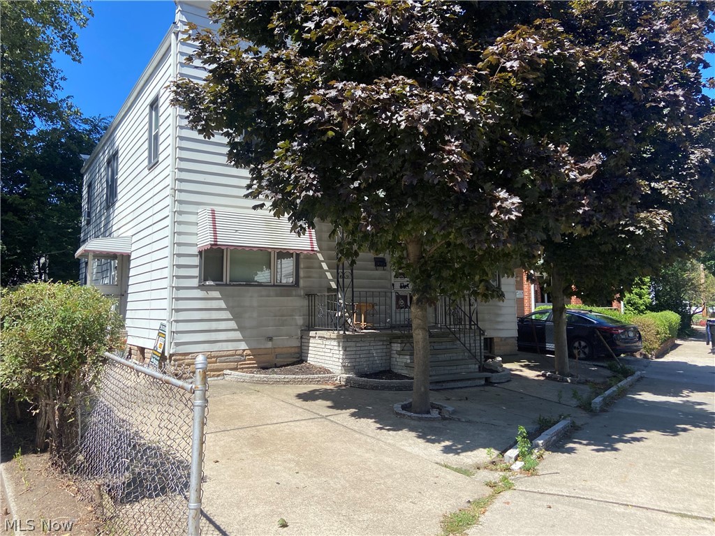 1910 Coltman Road Cleveland, OH 44106 - Photo 1 of 27 Gallery Image 1