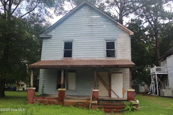 $35,000 | 418 North McGlohon Street, Ahoskie, NC 27910