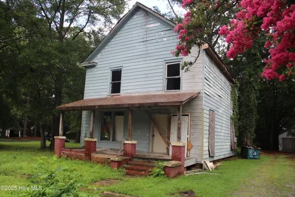 $35,000 | 418 North McGlohon Street, Ahoskie, NC 27910
