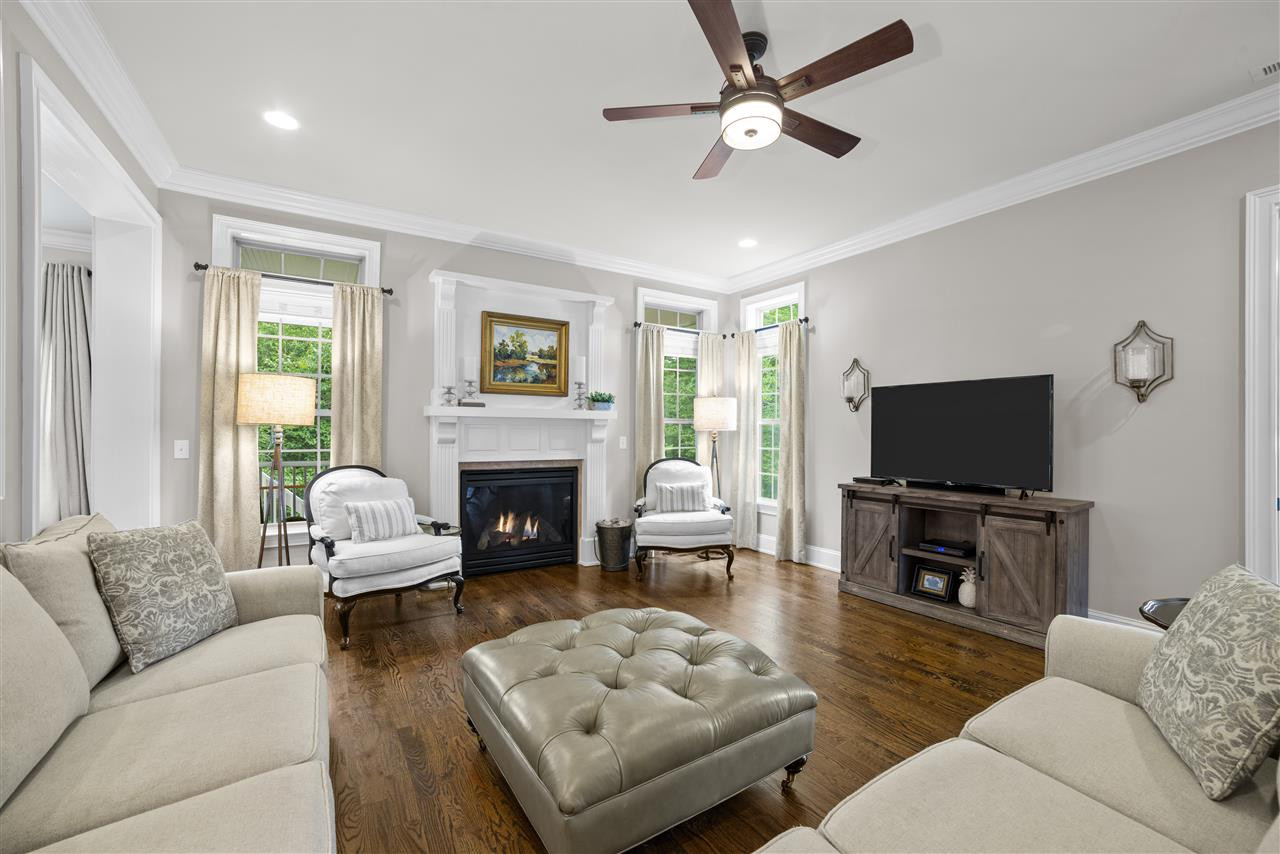 9120 Concord Hill Court Raleigh, NC 27613 - Photo 11 of 30 Family Room
