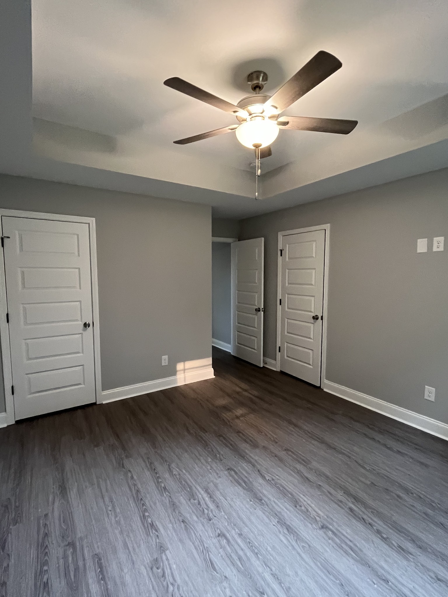 521 South Highland Street Springfield, TN 37172 - Photo 7 of 11 a view of an empty room with wooden floor
