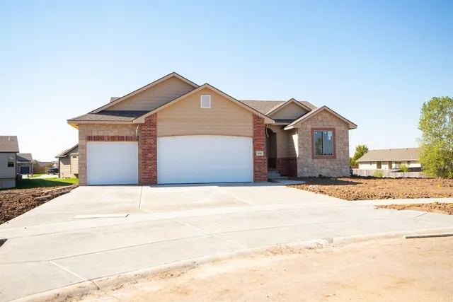 $313,380 | 2556 New Spg Court, Derby, KS 67037