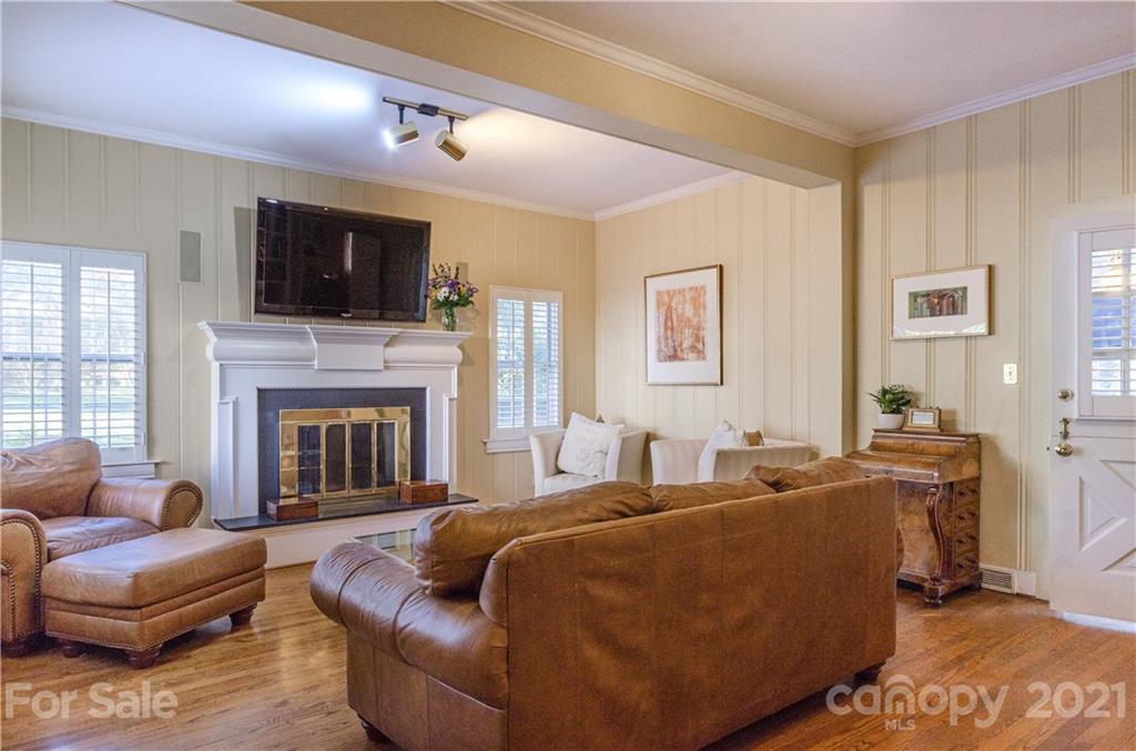 2011 South Wendover Road Charlotte, NC 28211 - Photo 16 of 46