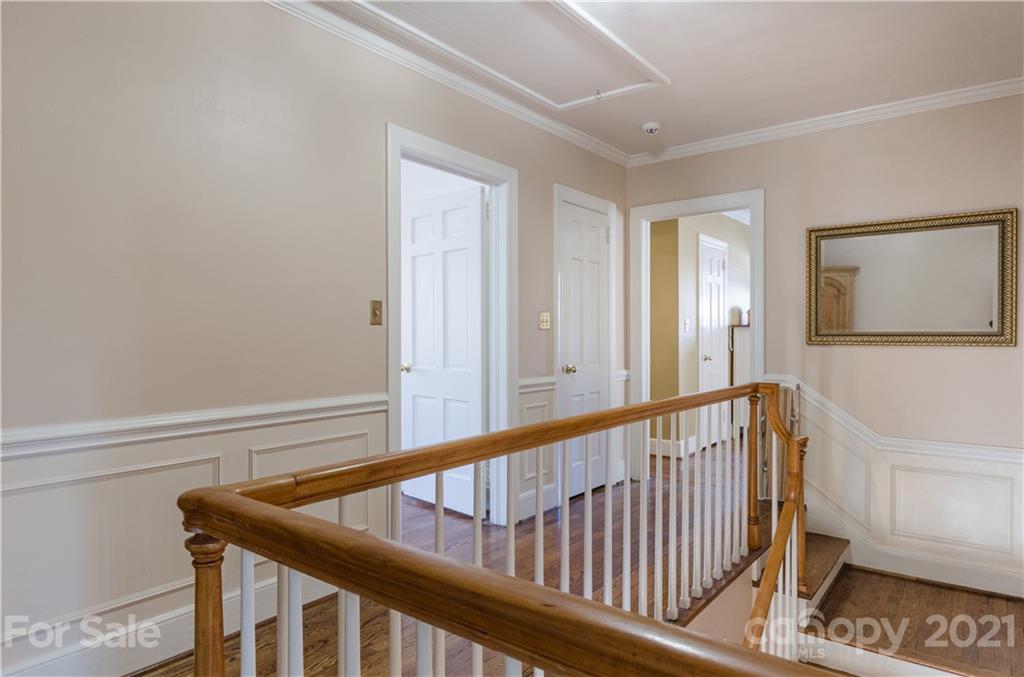 2011 South Wendover Road Charlotte, NC 28211 - Photo 24 of 46