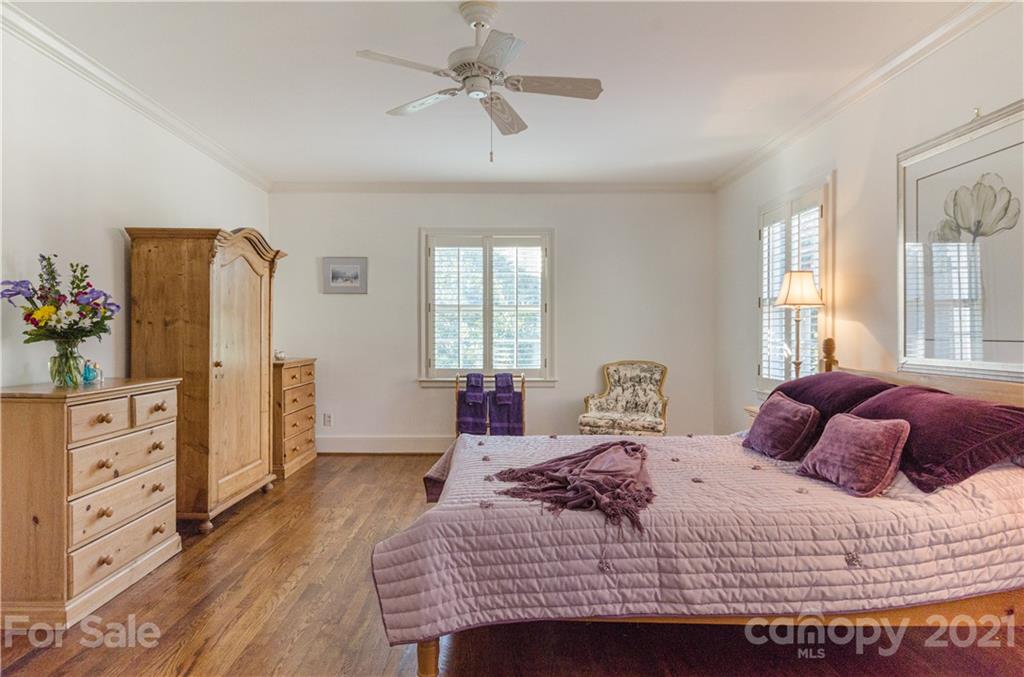 2011 South Wendover Road Charlotte, NC 28211 - Photo 29 of 46