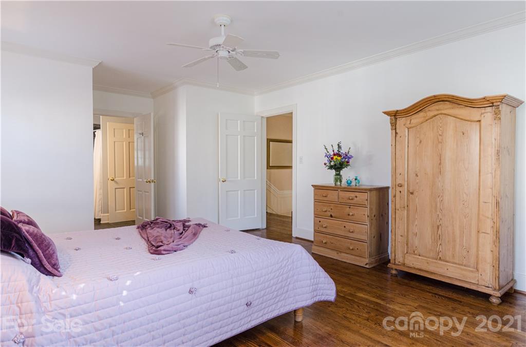 2011 South Wendover Road Charlotte, NC 28211 - Photo 34 of 46