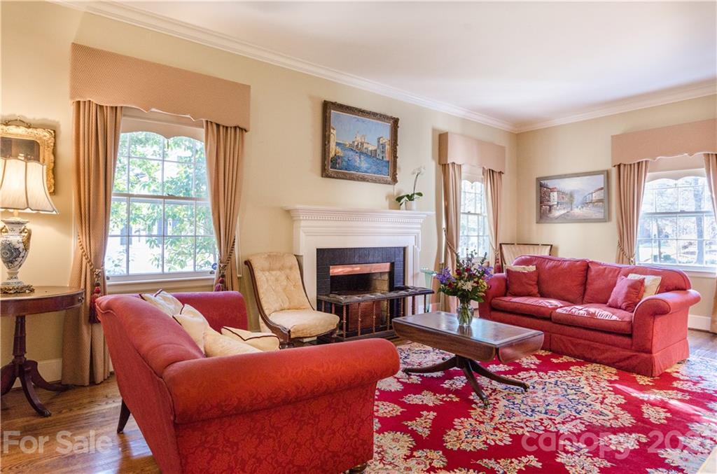 2011 South Wendover Road Charlotte, NC 28211 - Photo 5 of 46