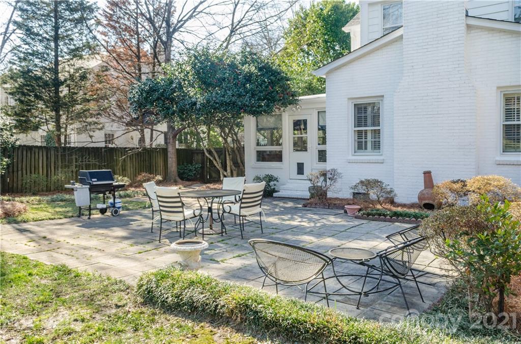 2011 South Wendover Road Charlotte, NC 28211 - Photo 42 of 46
