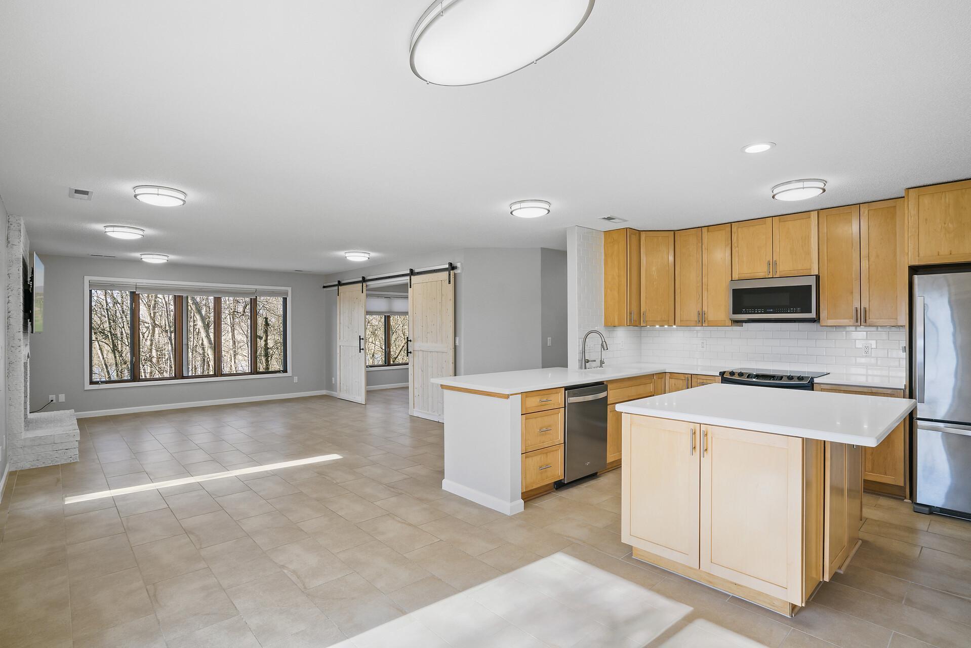 9024 Neill Lake Road Eden Prairie, MN 55347 - Photo 9 of 32 Gallery Image 9