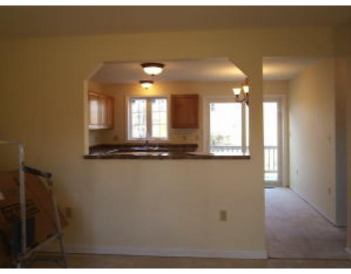 15 Page Road, Unit B Kingston, NH 03848 - Photo 4 of 7