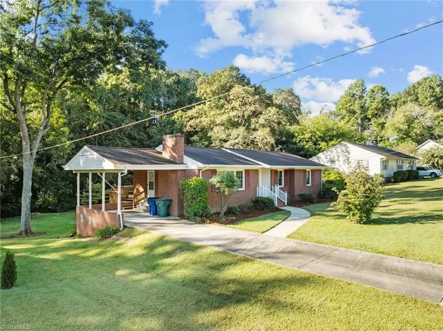 $239,900 | 615 Paris Street, Graham, NC 27253